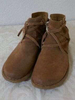 Born Tarkiln Brown Leather Ankle Boot Sz 8.5 Med Round Toe Zip Up 59102